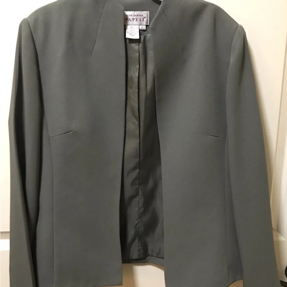 Adrianna Papell Olive Blazer with Open Front and Collarless Design